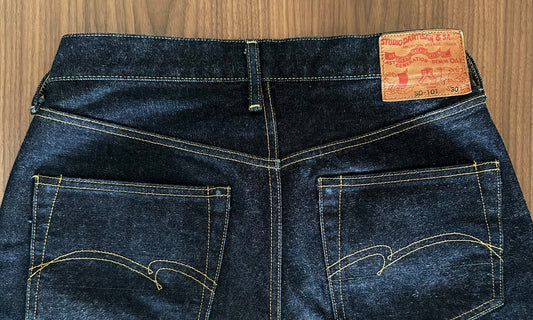 Raw Denim: Guida Completa per Principianti (Sanforizzato, One Wash, Taglie e Peso)